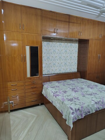 रेसिडेंशियल बिल्डर फ्लोर वर्ग फुट फॉर रेंट इन सेक्टर 38 गुड़गांव  7872572