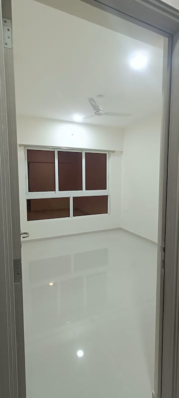 3 BHK Apartment For Rent in Wadhwa TW Gardens Kandivali East Mumbai  7872607