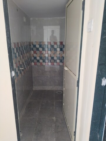 Bathroom in 1 BHK Apartment at Thane West – for Sale