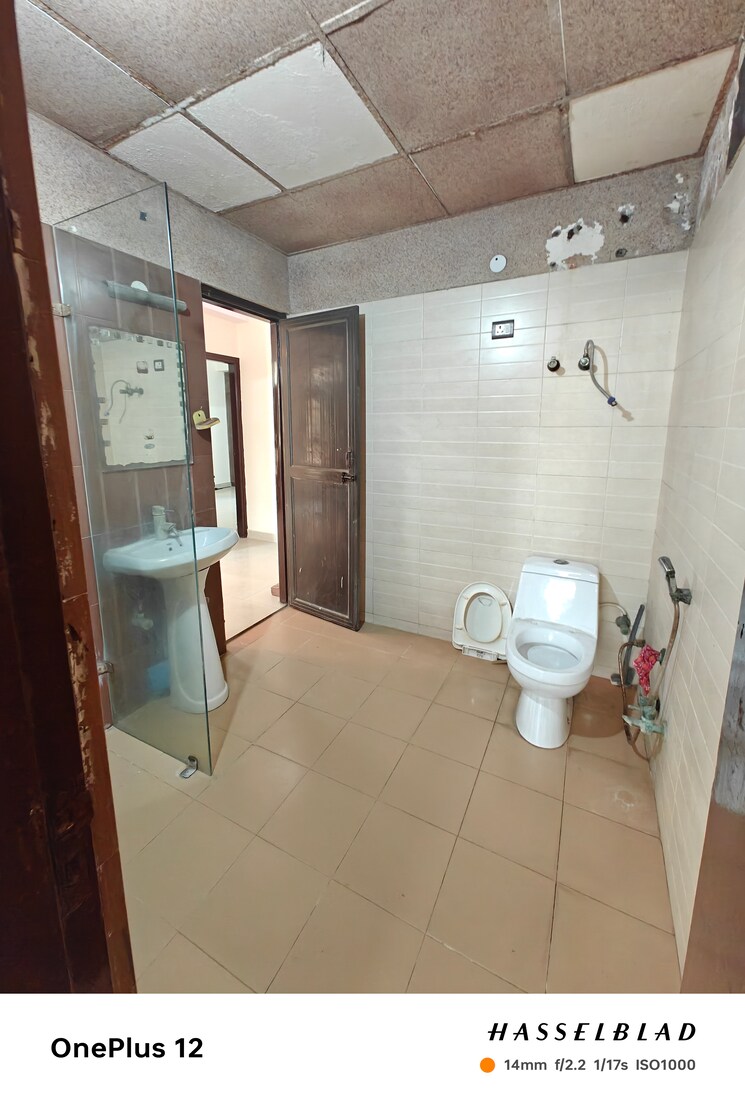 Bathroom, jyotisuper-gardenia 3 Bedroom 1395 Sq.Ft. Apartment In Nyay Khand Ghaziabad 7872957