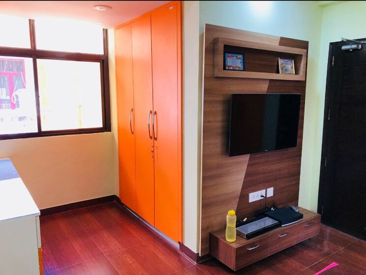 Room, sector 57 2 Bedroom 1150 Sq.Ft. Builder Floor In Sector 57 Gurgaon 7872963