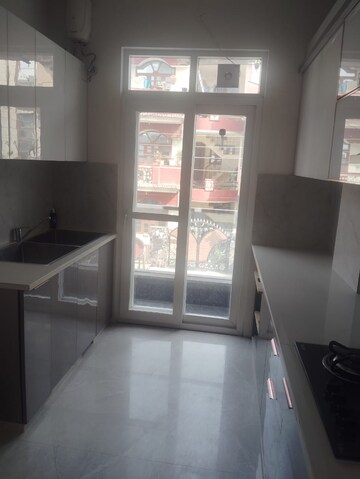 Kitchen in 3 BHK Builder Floor at Sector 57 – for Sale