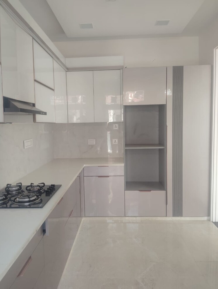 Kitchen, sector 57 3 Bedroom 1950 Sq.Ft. Builder Floor In Sector 57 Gurgaon 7873283