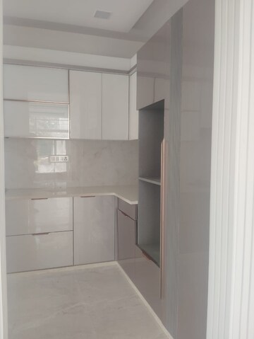 Master Bedroom in 3 BHK Builder Floor at Sector 57 – for Sale