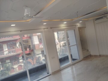 Living Room in 3 BHK Builder Floor at Sector 57 – for Sale
