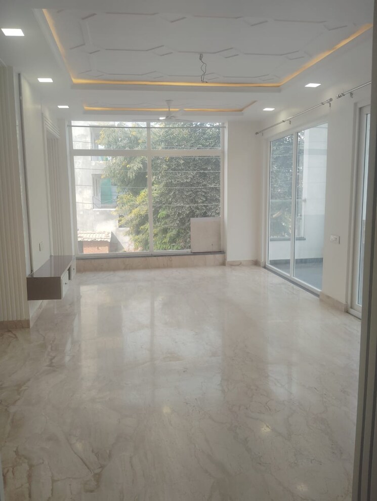 Room, sector 57 3 Bedroom 2020 Sq.Ft. Builder Floor In Sector 57 Gurgaon 7873323