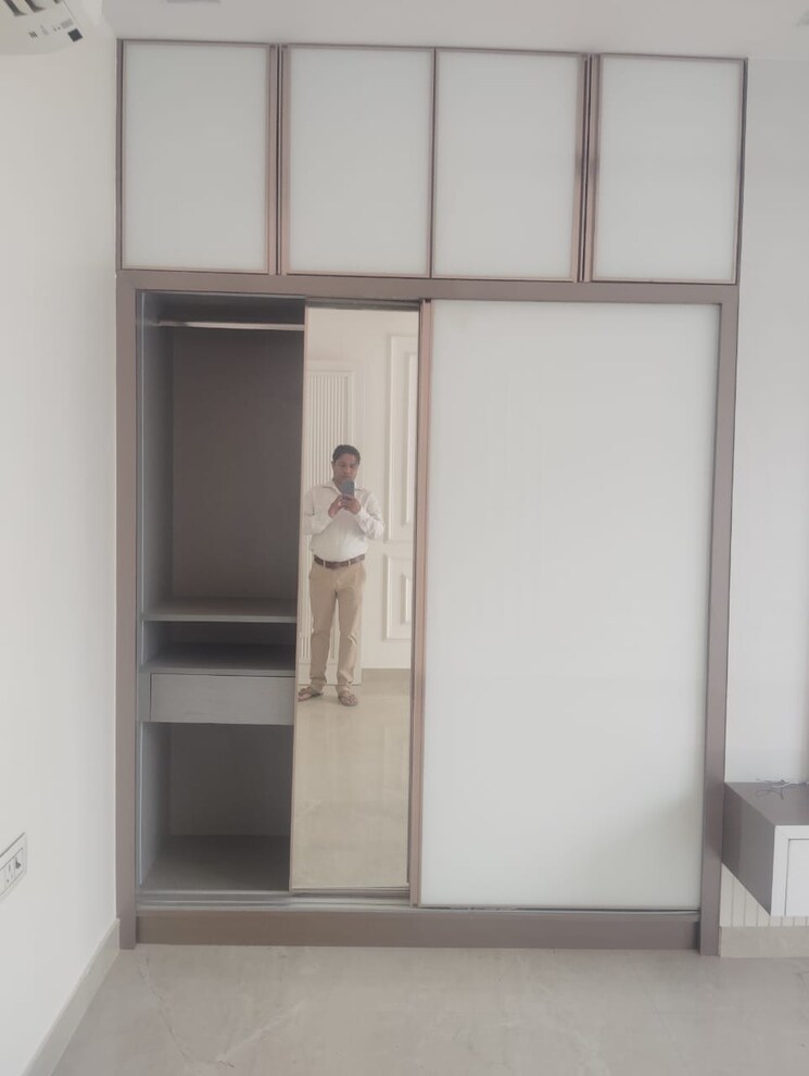 Room, sector 56 3 Bedroom 1950 Sq.Ft. Builder Floor In Sector 56 Gurgaon 7873347