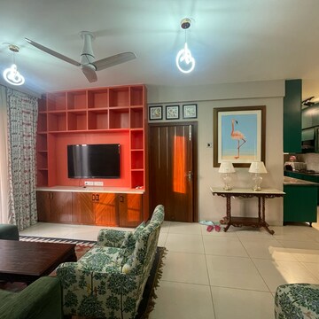 Living Room in 3 BHK Builder Floor at BPTP Amstoria, Sector 102 – for Sale