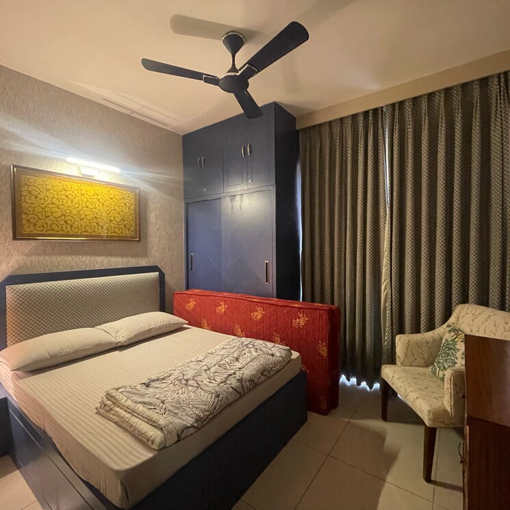 Master Bedroom, bptp-amstoria 3 Bedroom 1924 Sq.Ft. Builder Floor In Sector 102 Gurgaon 7873546