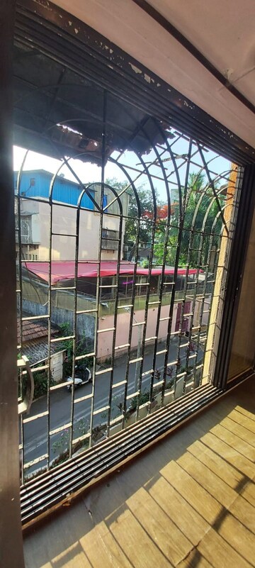 Balcony in 1 BHK Apartment at Bandra West – for Rent
