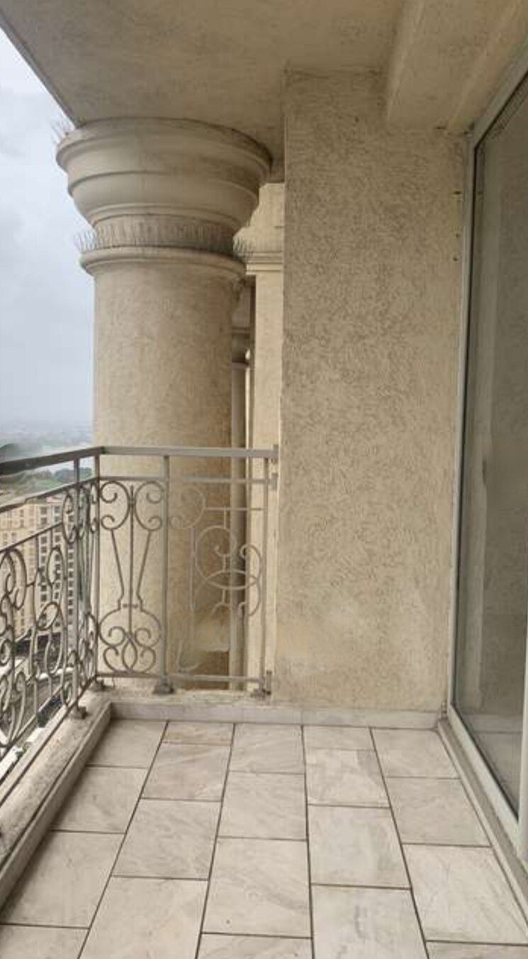 Balcony, hiranandani-estate-rodas-enclave 3 Bedroom 1900 Sq.Ft. Apartment In Ghodbunder Road Thane 7874197