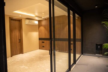  3 BHK Builder Floor at Dlf Cyber City – for Sale