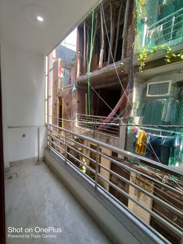 Balcony in 3 BHK Builder Floor at Dwarka Mor – for Rent