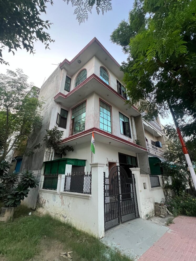 Exterior View, upsidc site b 6 Bedroom 60 Sq.Mt. Independent House In Upsidc Site B Greater Noida 7874363
