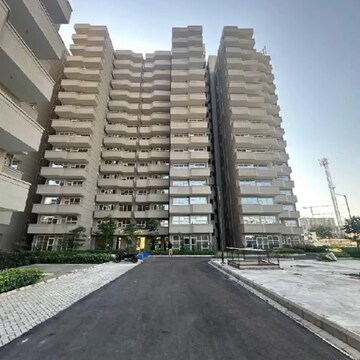2 BHK Apartment For Rent in Pyramid Fusion Homes, Sector 70a