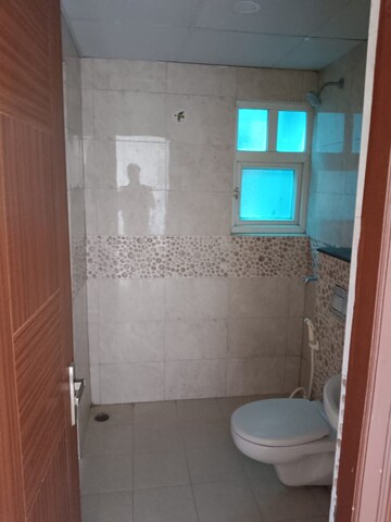 Bathroom in 3.5 BHK Apartment at Supertech Golf Country Villa, Sector 22d Yamuna Expressway – for Sale