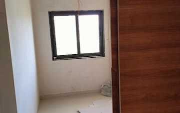 Office Space For Sale in Usmanpura