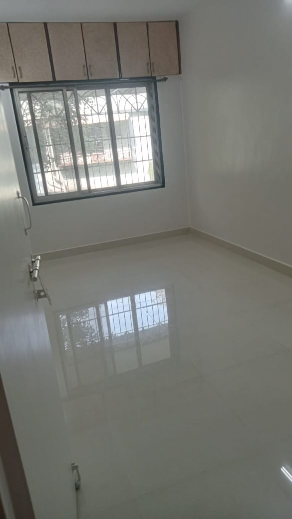 1 BHK Apartment For Sale in Navyug Society 