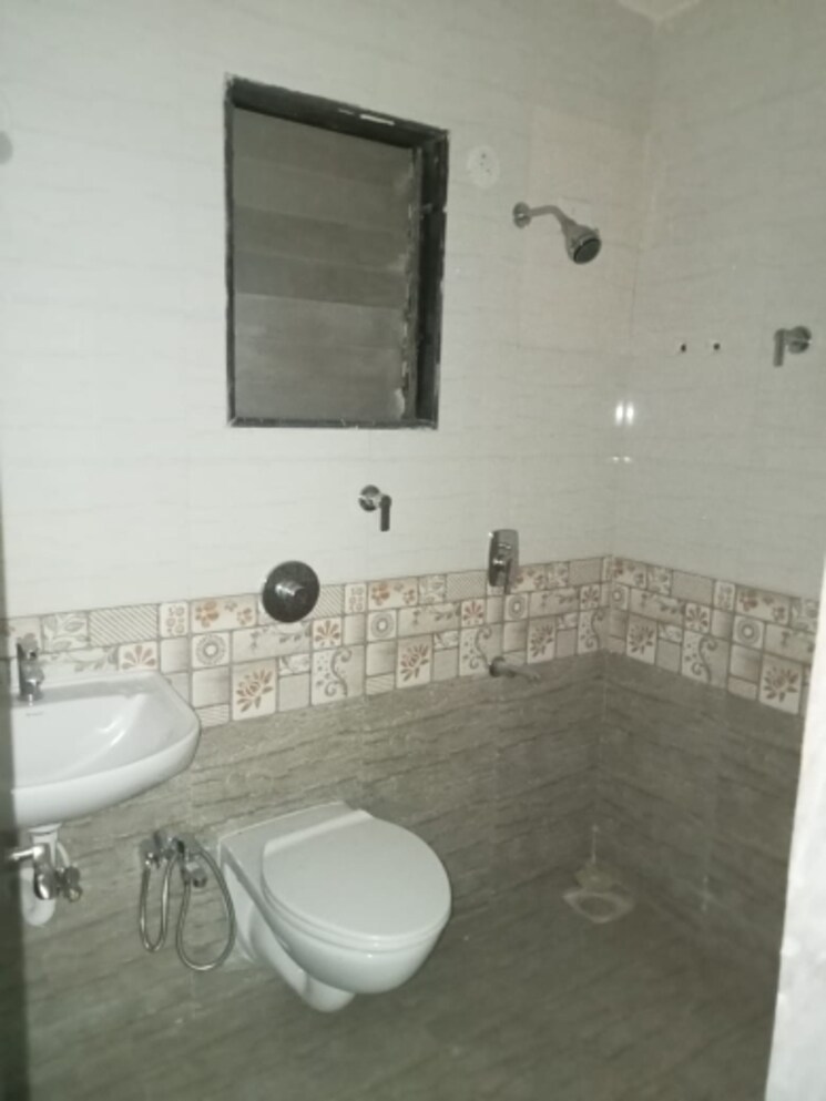 Bathroom, poonam-heights-virar 1 Bedroom 555 Sq.Ft. Apartment In Virar West Palghar 7874710
