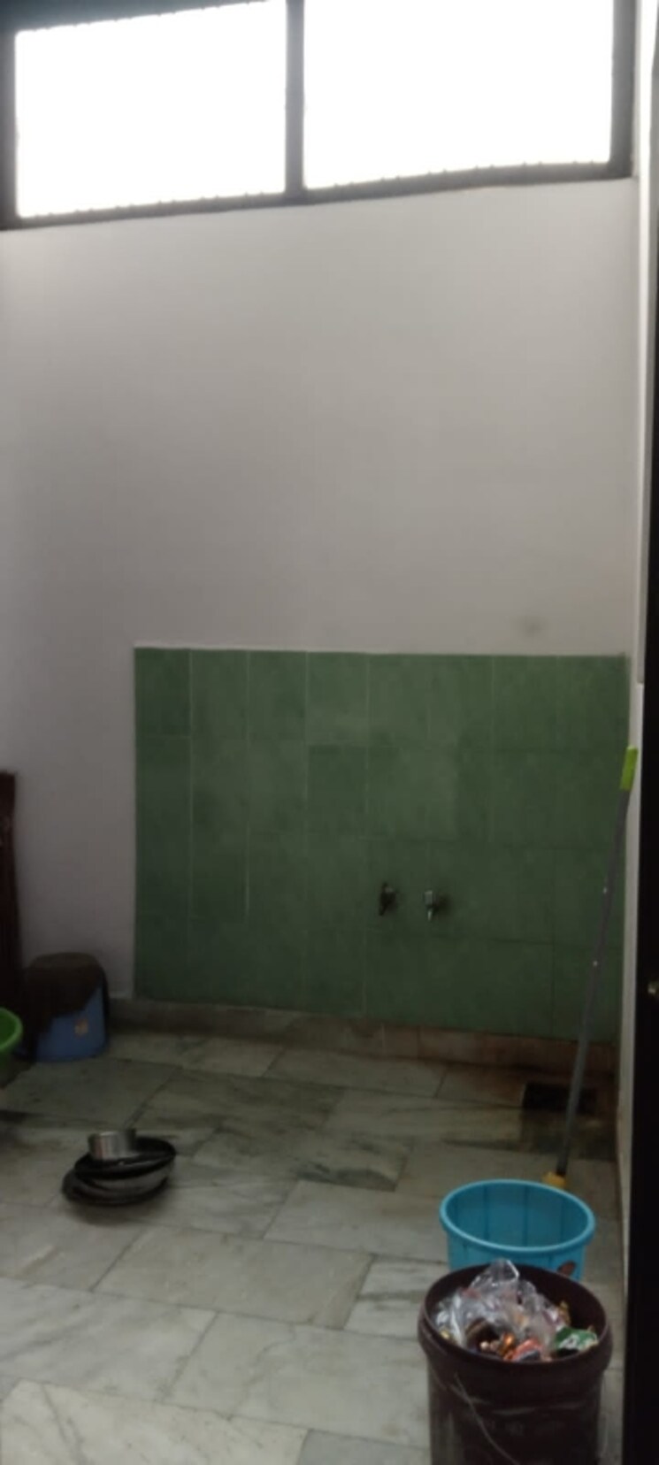 Room, indira nagar 3 Bedroom 1500 Sq.Ft. Independent House In Indira Nagar Lucknow 7874716