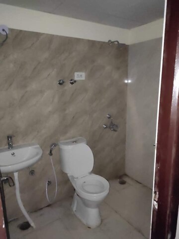 Bathroom in 3 BHK Apartment at Amrapali Golf Homes, Sector 4, Greater Noida – for Sale