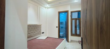 Room in 3 BHK Builder Floor at Niti Khand – for Sale
