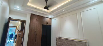 Furnished Amenities in 3 BHK Builder Floor at Niti Khand – for Sale