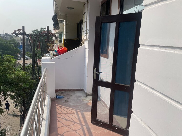 Balcony, niti khand 2.5 Bedroom 950 Sq.Ft. Builder Floor In Niti Khand Ghaziabad 7874833