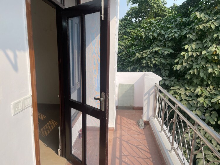 Balcony, niti khand 2.5 Bedroom 950 Sq.Ft. Builder Floor In Niti Khand Ghaziabad 7874833