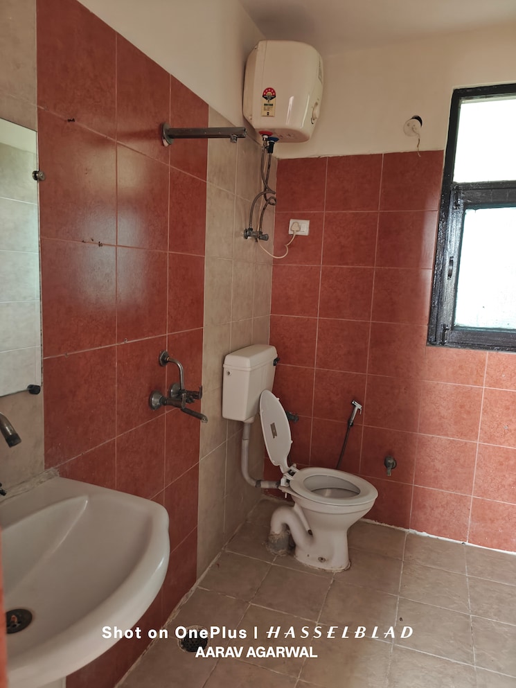 Bathroom, nirala-eden-park-1 2 Bedroom 1250 Sq.Ft. Apartment In Ahinsa Khand 2 Ghaziabad 7874836