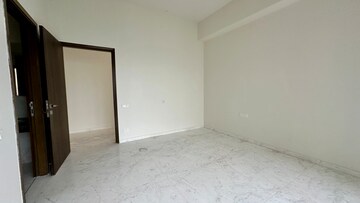  4 BHK Apartment at Piramal Aranya, Byculla – for Rent