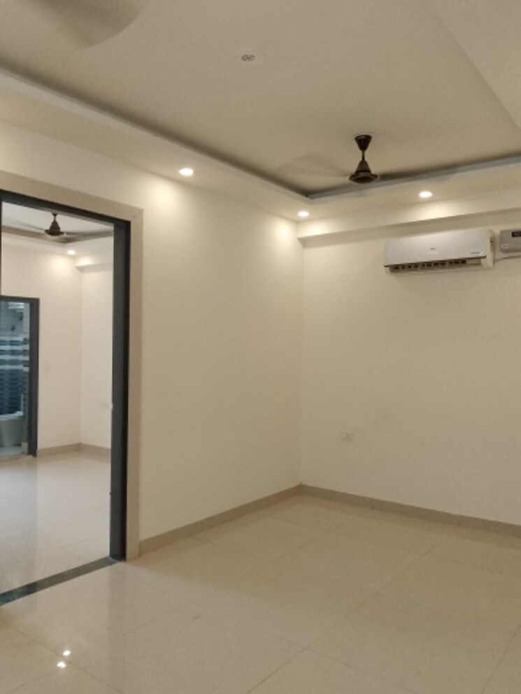 Room, beverly park 2 Bedroom 1000 Sq.Ft. Apartment In Beverly Park Thane 7874924