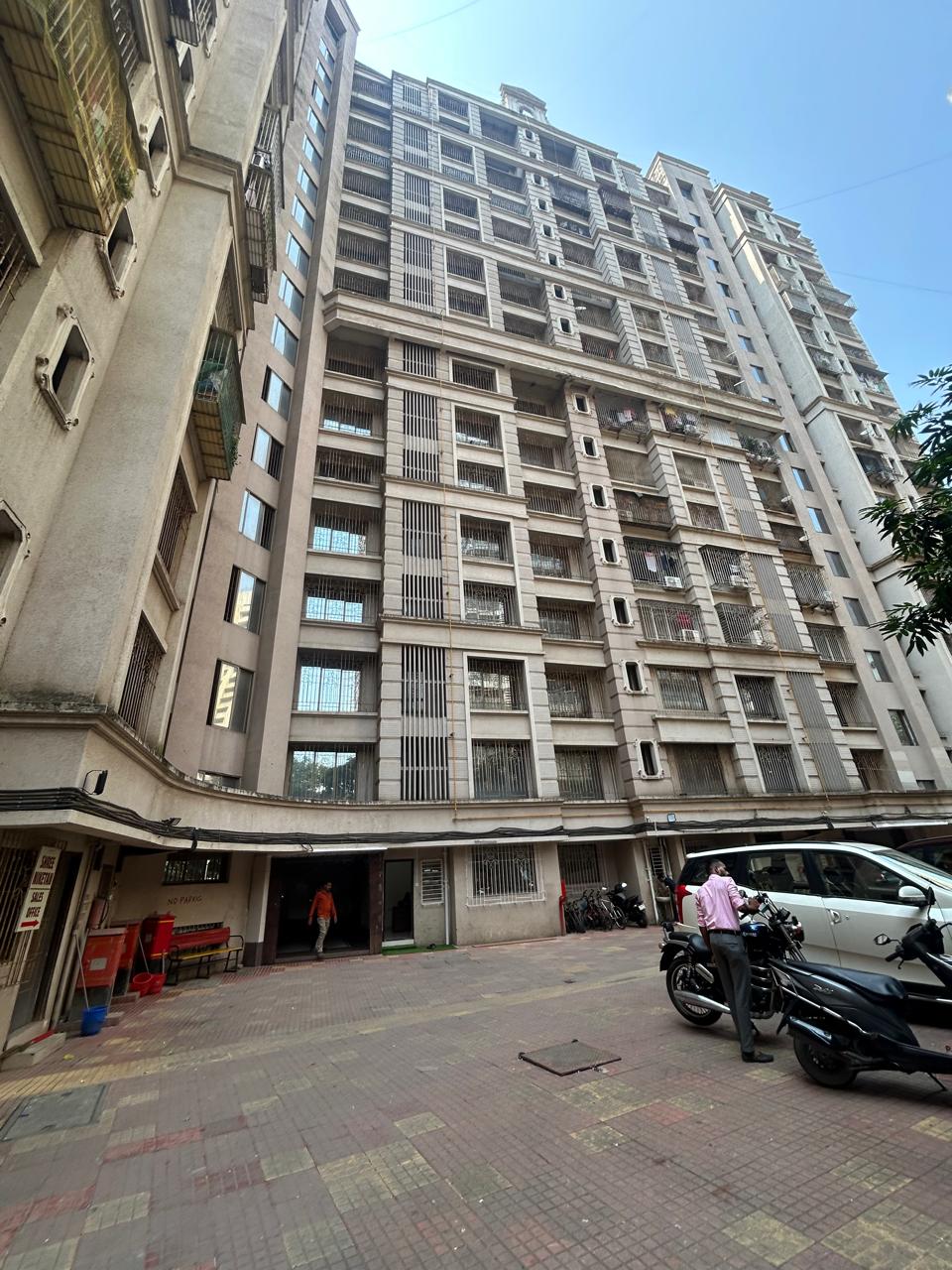 2 BHK Apartment For Sale in Shree Niketan
