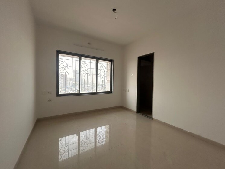 Room, shree-niketan 2 Bedroom 667 Sq.Ft. Apartment In Kandivali West Mumbai 7874942