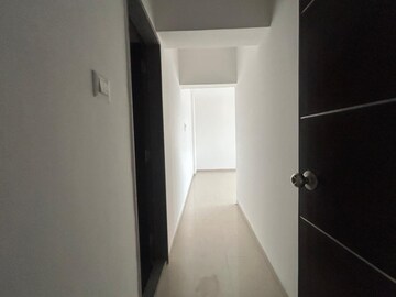 Building Lobby in 3 BHK Apartment at Shree Niketan, Kandivali West – for Sale