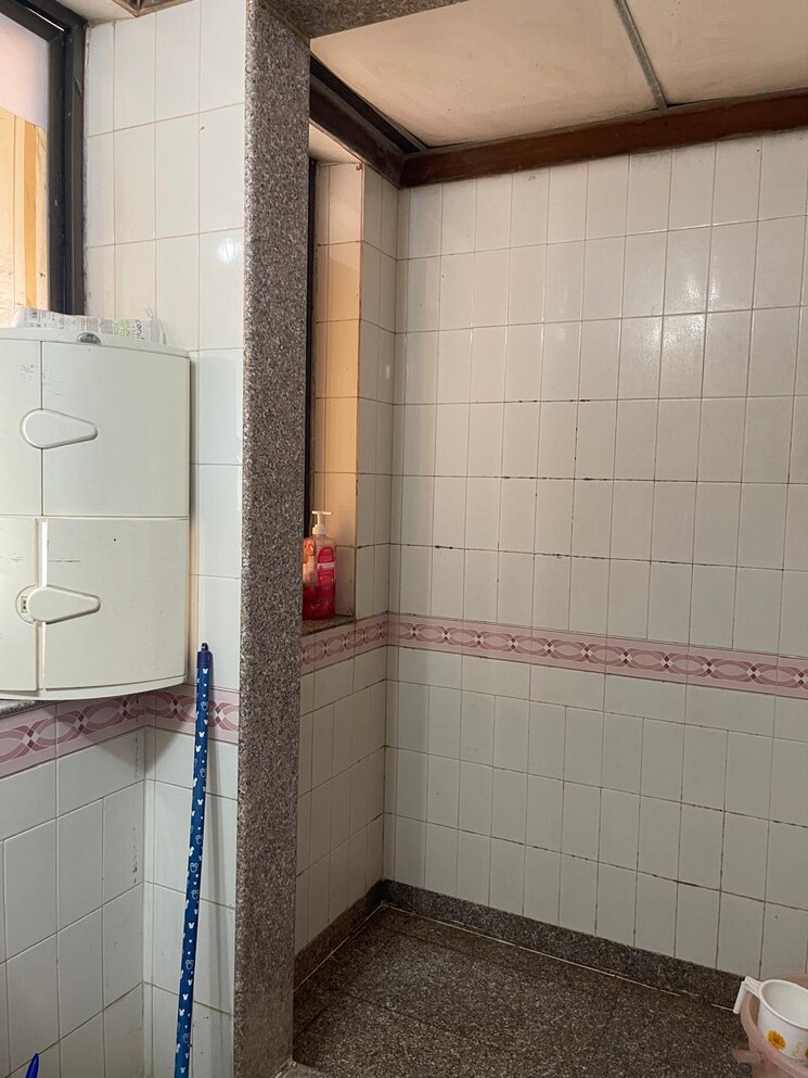 Bathroom, happy-home-complex 2 Bedroom 750 Sq.Ft. Apartment In Mira Road Thane 7874946