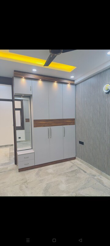 Room in 3 BHK Builder Floor at Kanha Apartments Indirapuram, Shakti Khand 2 – for Sale