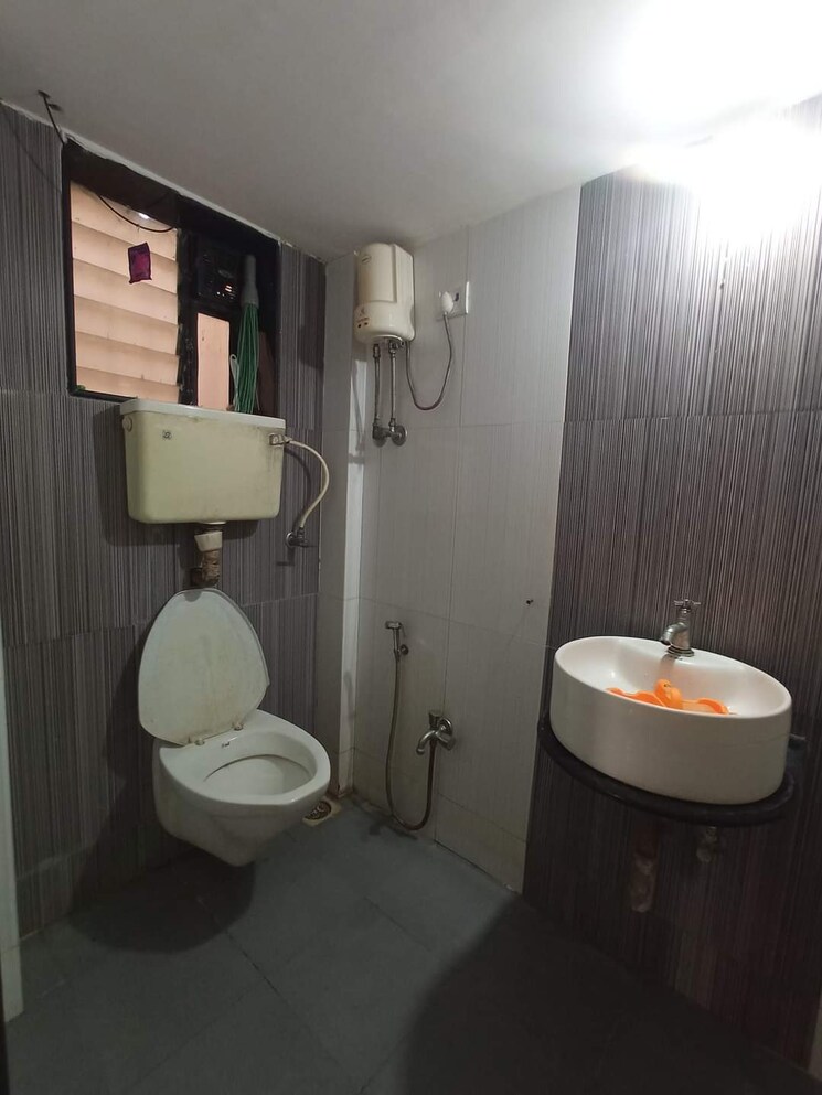 Bathroom, agarwal-and-doshi-complex 2 Bedroom 650 Sq.Ft. Apartment In Vasai West Palghar 7874980
