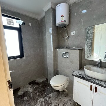 Bathroom in 3 BHK Builder Floor at Dlf Farms – for Sale