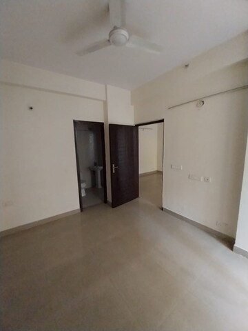 Room in 2 BHK Independent House at Gamma I Greater Noida – for Sale