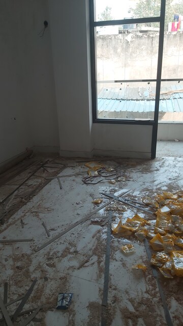 Balcony in 3.5 BHK Builder Floor at Pandav Nagar – for Sale