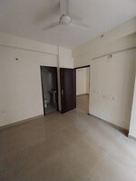 1 BHK + Extra Room 40 Sq.Mt. Builder Floor in Gnida