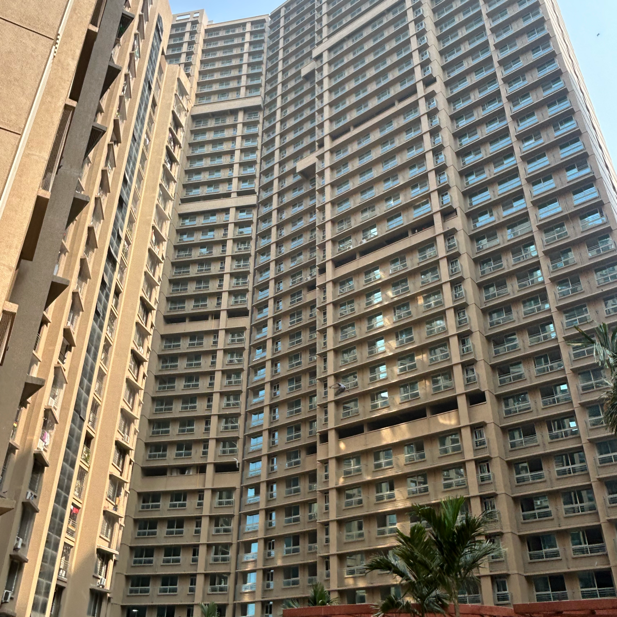 2 BHK Apartment For Sale in Gurukrupa Marina Enclave