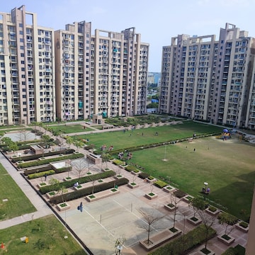 2 BHK Apartment For Rent in Unitech The Residences Gurgaon Sector 33 Gurgaon  7875245