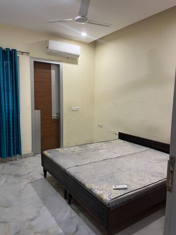 Bedroom in 3 BHK Builder Floor at Gillco Valley, Mohali Sector 127 – for Rent