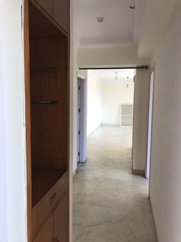 Kitchen in 3 BHK Apartment at DLF Richmond Park, Sector 43 – for Rent