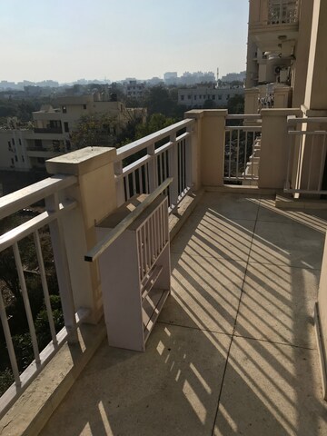 3 BHK Apartment – Exterior View View at DLF Richmond Park, Sector 43 - for Rent