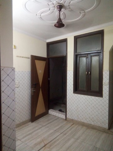 Master Bedroom in 1 BHK Builder Floor at Govindpuri – for Sale