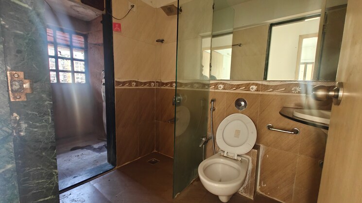 Bathroom, zinnia-chs 2 Bedroom 1150 Sq.Ft. Apartment In Powai Mumbai 7875511