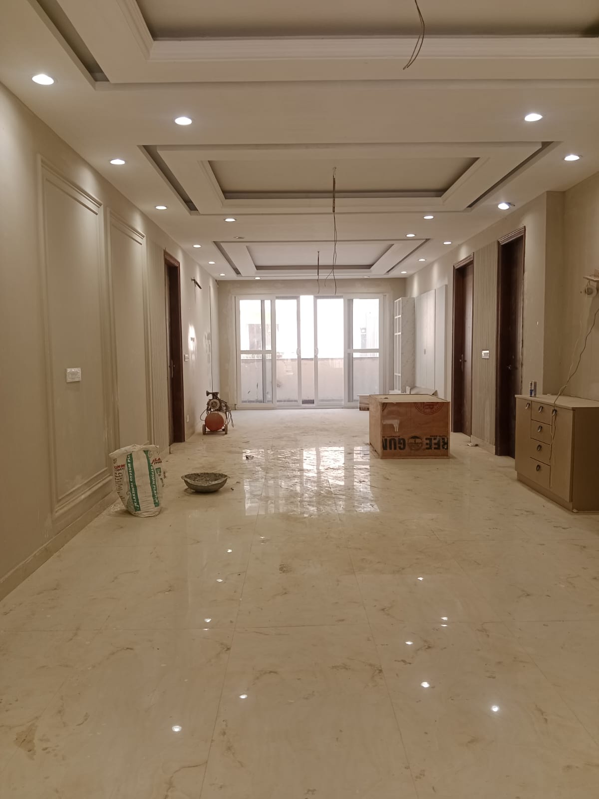 4 BHK + Servant Room Penthouse For Sale in Central Park I